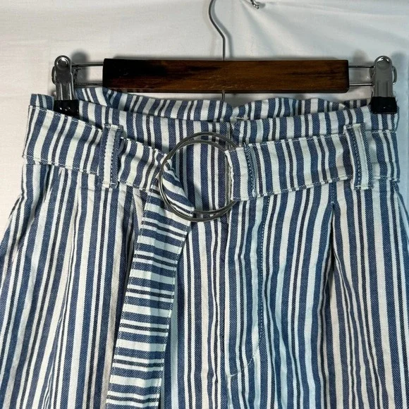 FREE PEOPLE Paperbag Striped‎ High Waist Belted Shorts - Blue/White -  Size 8 - Picture 3 of 9